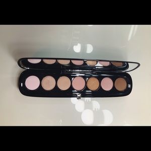 Marc Jacobs 220 The Lover eyeshadow Palette